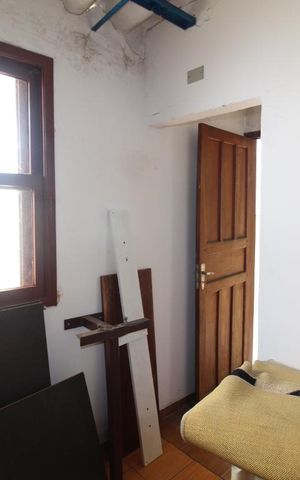 Casa à venda com 310m², 5 quartos e 2 vagasQuarto de serviço