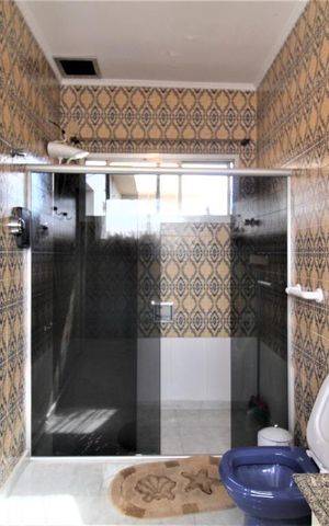 Casa à venda com 310m², 5 quartos e 2 vagasBanheiro 1 suite