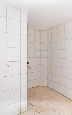 Casa para alugar com 35m², 1 quarto e sem vagaCozinha e Área de Serviço
