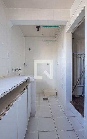 Apartamento para alugar com 100m², 2 quartos e 1 vaga Apartamento para alugar com 100m², 2 quartos e 1 vagaÁrea de Serviço