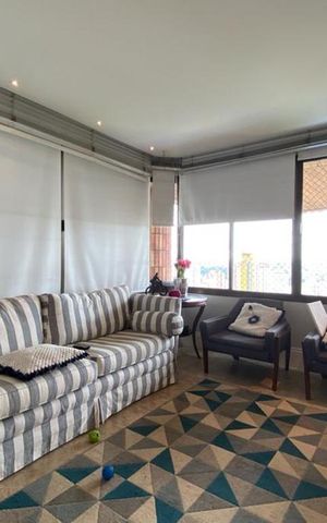 Apartamento à venda com 235m², 3 quartos e 4 vagas Apartamento à venda com 235m², 3 quartos e 4 vagasSala de TV