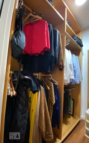 Apartamento à venda com 235m², 3 quartos e 4 vagas Apartamento à venda com 235m², 3 quartos e 4 vagasCloset da suíte 3