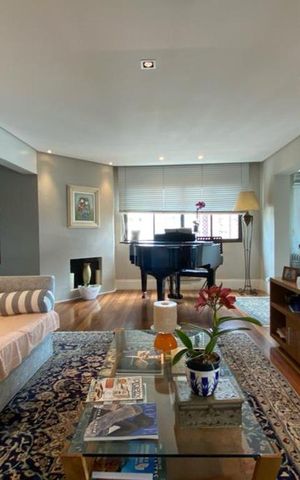Apartamento à venda com 235m², 3 quartos e 4 vagas Apartamento à venda com 235m², 3 quartos e 4 vagasSala
