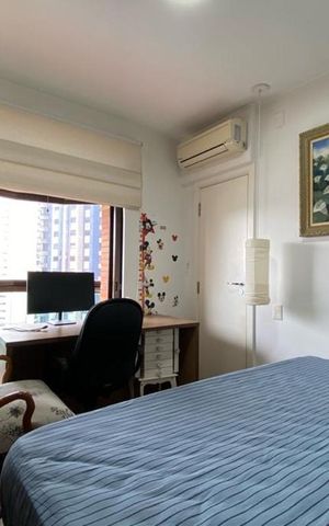 Apartamento à venda com 235m², 3 quartos e 4 vagas Apartamento à venda com 235m², 3 quartos e 4 vagasSuíte 2