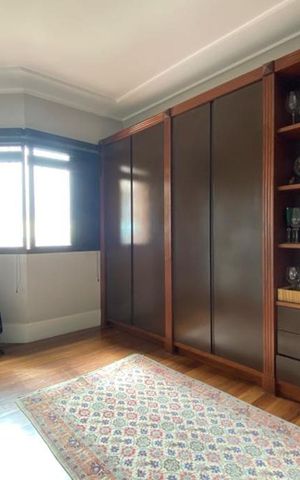 Apartamento à venda com 235m², 3 quartos e 4 vagas Apartamento à venda com 235m², 3 quartos e 4 vagasSala de Estar