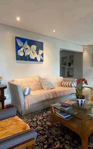 Apartamento à venda com 235m², 3 quartos e 4 vagas Apartamento à venda com 235m², 3 quartos e 4 vagasSala