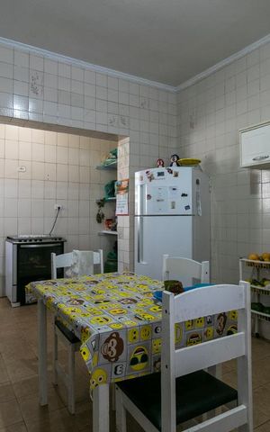 Casa à venda com 180m², 3 quartos e 4 vagasCozinha