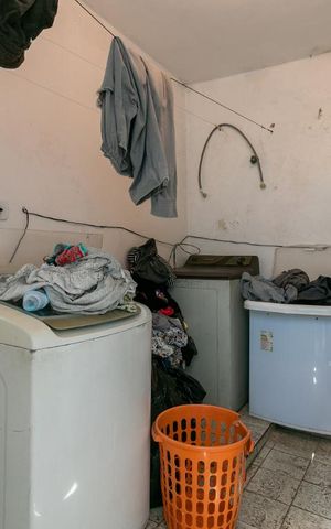 Casa à venda com 180m², 3 quartos e 4 vagasÁrea de Serviço