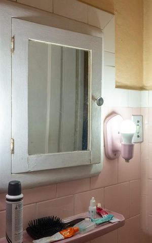 Apartamento à venda com 80m², 3 quartos e sem vaga Apartamento à venda com 80m², 3 quartos e sem vagaBanheiro Social