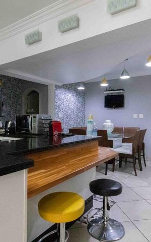 Casa à venda com 350m², 3 quartos e 2 vagas Casa à venda com 350m², 3 quartos e 2 vagasSala de Jantar
