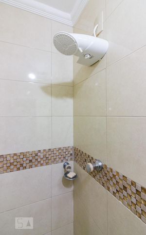 Casa para alugar com 120m², 2 quartos e 1 vagaBanheiro