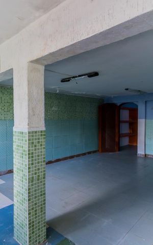 Casa à venda com 300m², 3 quartos e 4 vagas Casa à venda com 300m², 3 quartos e 4 vagasQuarto de Serviço