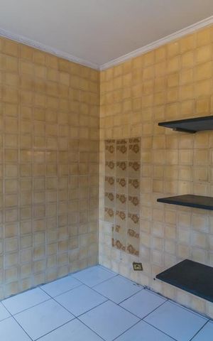 Casa à venda com 300m², 3 quartos e 4 vagas Casa à venda com 300m², 3 quartos e 4 vagasCozinha
