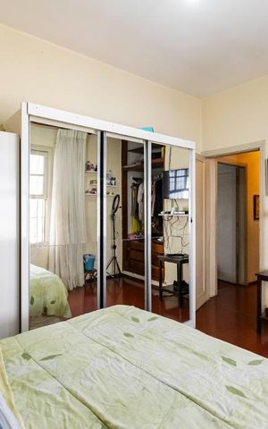 Casa à venda com 422m², 5 quartos e 3 vagas2o. Andar - Quarto 4 - Suíte