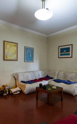 Casa à venda com 422m², 5 quartos e 3 vagas1o. Andar - Sala