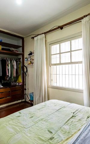 Casa à venda com 422m², 5 quartos e 3 vagas2o. Andar - Quarto 4 - Suíte