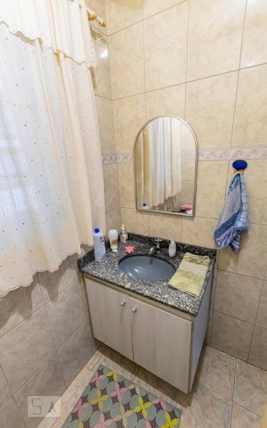 Casa à venda com 422m², 5 quartos e 3 vagas1o. Andar - Lavabo