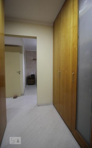 Apartamento para alugar com 70m², 1 quarto e 2 vagasCloset