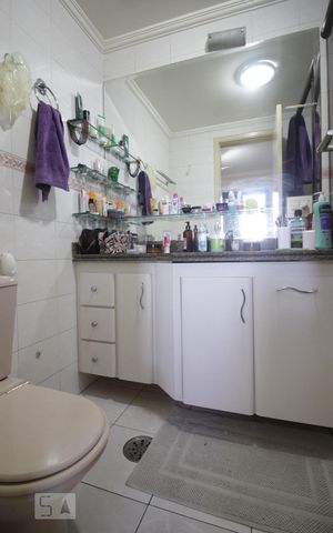 Apartamento para alugar com 70m², 1 quarto e 2 vagasBanheiro da Suíte