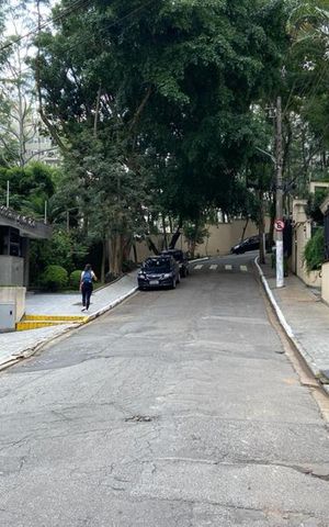 Apartamento à venda com 210m², 4 quartos e 3 vagasVista da Rua