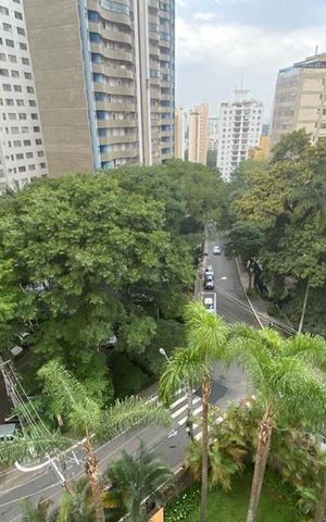 Apartamento à venda com 210m², 4 quartos e 3 vagasVista da Sacada
