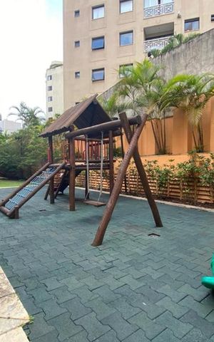Apartamento à venda com 210m², 4 quartos e 3 vagasÁrea Comum - Playground