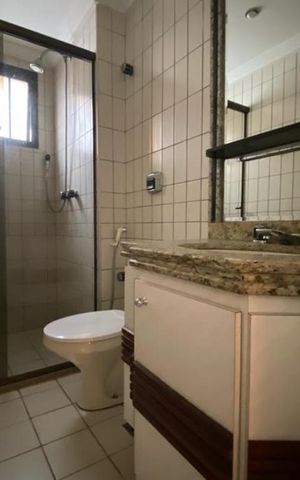 Apartamento à venda com 210m², 4 quartos e 3 vagasBanheiro