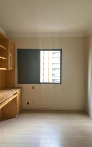 Apartamento à venda com 210m², 4 quartos e 3 vagasQuarto 4