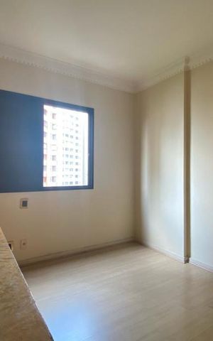 Apartamento à venda com 210m², 4 quartos e 3 vagasQuarto 4