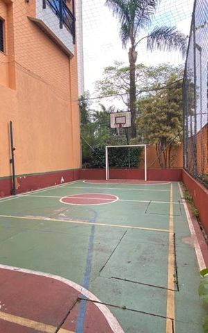 Apartamento à venda com 210m², 4 quartos e 3 vagasQuadra