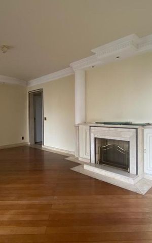 Apartamento à venda com 210m², 4 quartos e 3 vagasSala