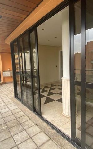 Apartamento à venda com 210m², 4 quartos e 3 vagasSacada