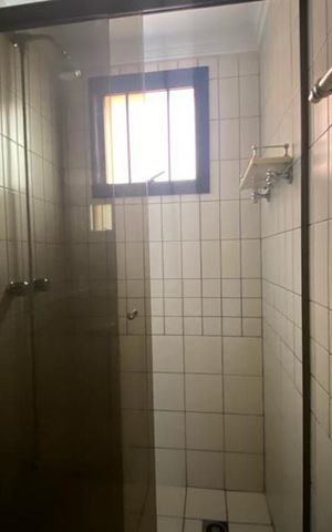 Apartamento à venda com 210m², 4 quartos e 3 vagasBanheiro da Suíte 2