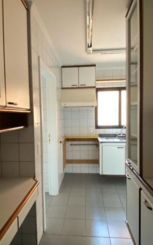 Apartamento à venda com 210m², 4 quartos e 3 vagasCozinha