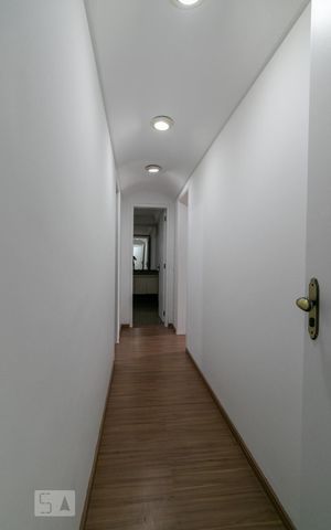 Apartamento à venda com 260m², 5 quartos e 4 vagasCorredor Suíte 2