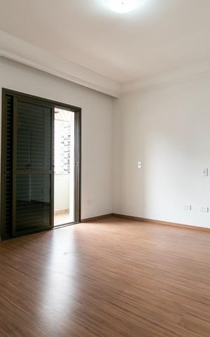Apartamento à venda com 260m², 5 quartos e 4 vagasSuíte 2