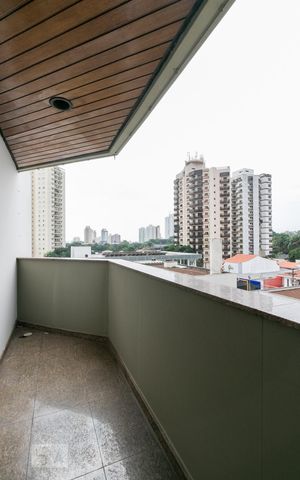 Apartamento à venda com 260m², 5 quartos e 4 vagasSuíte 1 - Varanda