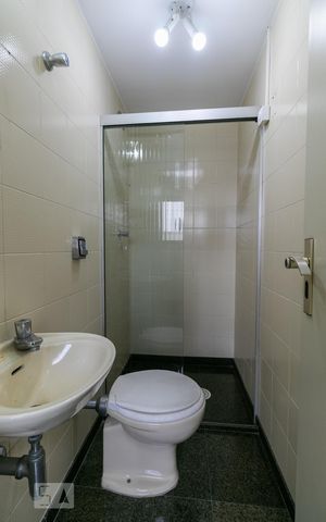 Apartamento à venda com 260m², 5 quartos e 4 vagasÁrea de Serviço - Banheiro 5