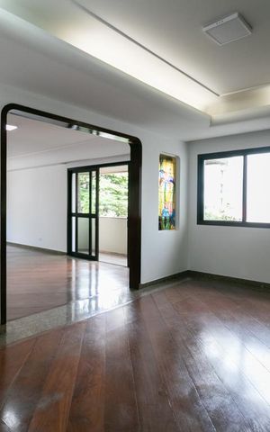 Apartamento à venda com 260m², 5 quartos e 4 vagasSala - Ambiente 1