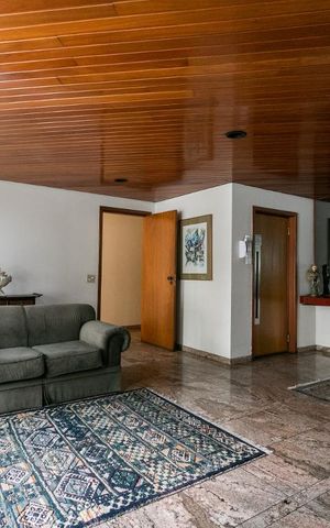 Apartamento à venda com 260m², 5 quartos e 4 vagasHall de Entrada