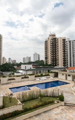 Apartamento à venda com 260m², 5 quartos e 4 vagasSuíte 2 - Vista da Varanda
