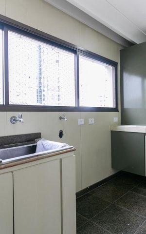 Apartamento à venda com 260m², 5 quartos e 4 vagasÁrea de Serviço