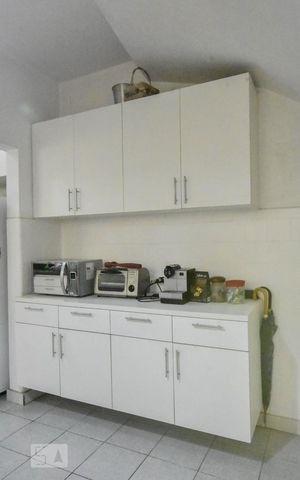 Casa à venda com 200m², 4 quartos e 1 vagaCopa