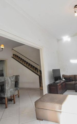 Casa à venda com 200m², 4 quartos e 1 vagaSala de Estar
