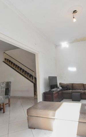 Casa à venda com 200m², 4 quartos e 1 vagaSala de Estar