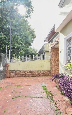 Casa à venda com 200m², 4 quartos e 1 vagaGaragem
