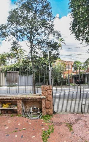 Casa à venda com 200m², 4 quartos e 1 vagaGaragem