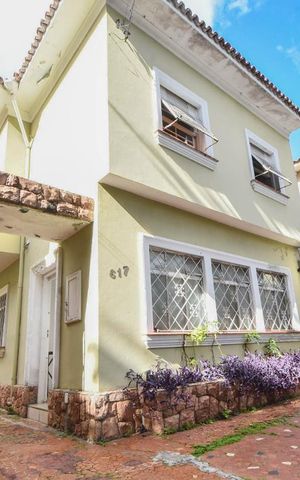 Casa à venda com 200m², 4 quartos e 1 vagaGaragem