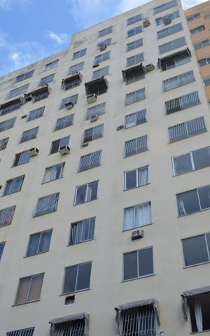 Apartamento para alugar com 60m², 2 quartos e 1 vagaFachada