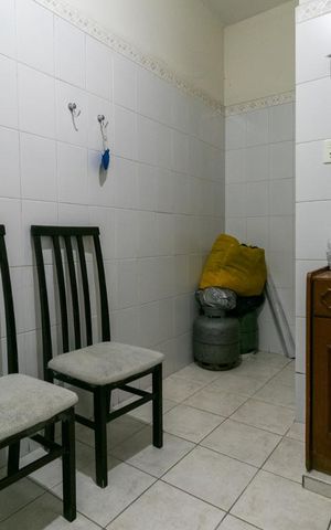 Casa à venda com 160m², 3 quartos e 1 vagaBanheiro 1